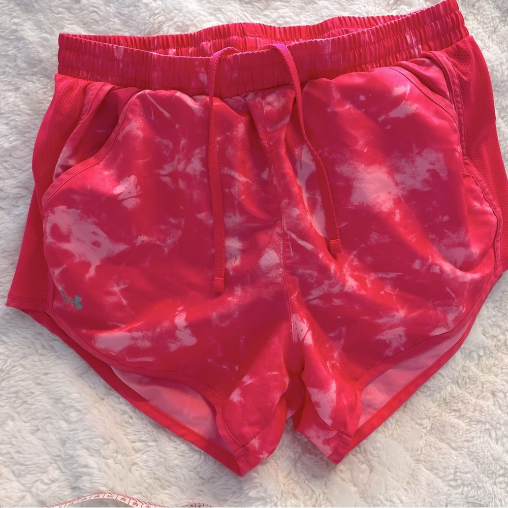 Pre-Owned Under Armour athletic tie-dye women’s shorts Small